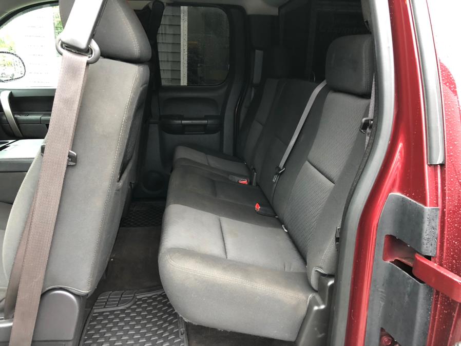 Used GMC Sierra 2500HD 4WD Ext Cab 144.2" SLE 2013 | Rockland Motor Company. Rockland, Maine Used GMC Sierra 2500HD 4WD Ext Cab 144.2" SLE 2013 | Rockland Motor Company. Rockland, Maine
