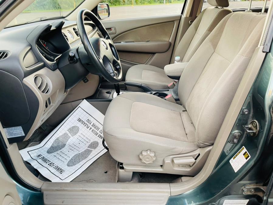 Used Mitsubishi Outlander 4dr AWD LS 2004 | Supreme Automotive. New Britain, Connecticut Used Mitsubishi Outlander 4dr AWD LS 2004 | Supreme Automotive. New Britain, Connecticut