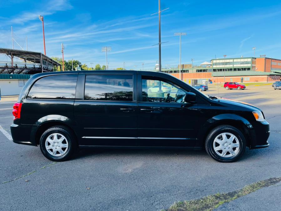 2012 Dodge Grand Caravan 4dr Wgn SE, available for sale in New Britain, Connecticut | Supreme Automotive. New Britain, Connecticut 2012 Dodge Grand Caravan 4dr Wgn SE, available for sale in New Britain, Connecticut | Supreme Automotive. New Britain, Connecticut
