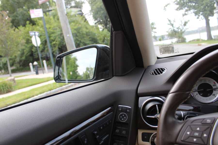 2015 Mercedes-Benz GLK-Class 4MATIC 4dr GLK350, available for sale in Great Neck, New York | Great Neck Car Buyers & Sellers. Great Neck, New York 2015 Mercedes-Benz GLK-Class 4MATIC 4dr GLK350, available for sale in Great Neck, New York | Great Neck Car Buyers & Sellers. Great Neck, New York