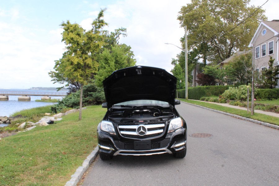 2015 Mercedes-Benz GLK-Class 4MATIC 4dr GLK350, available for sale in Great Neck, New York | Great Neck Car Buyers & Sellers. Great Neck, New York 2015 Mercedes-Benz GLK-Class 4MATIC 4dr GLK350, available for sale in Great Neck, New York | Great Neck Car Buyers & Sellers. Great Neck, New York