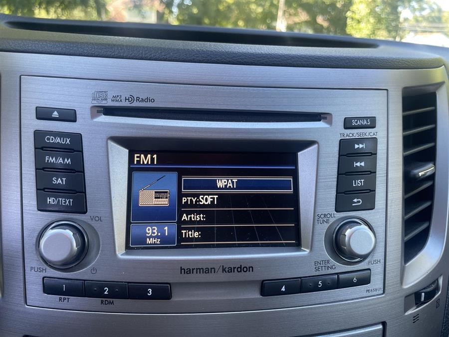2013 Subaru Outback 4dr Wgn H6 Auto 3.6R Limited, available for sale in Stratford, Connecticut | Wiz Leasing Inc. Stratford, Connecticut 2013 Subaru Outback 4dr Wgn H6 Auto 3.6R Limited, available for sale in Stratford, Connecticut | Wiz Leasing Inc. Stratford, Connecticut