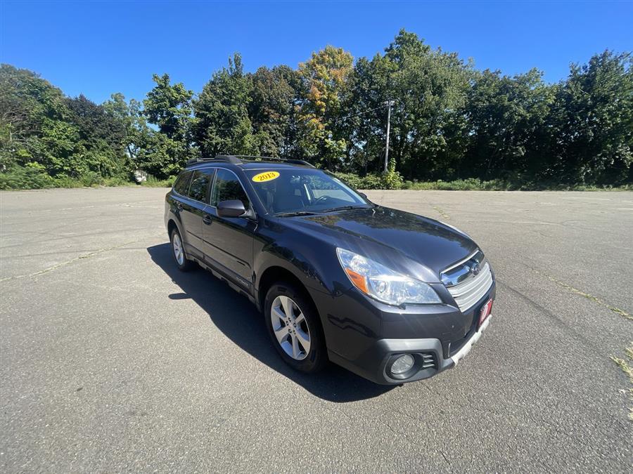 2013 Subaru Outback 4dr Wgn H6 Auto 3.6R Limited, available for sale in Stratford, Connecticut | Wiz Leasing Inc. Stratford, Connecticut