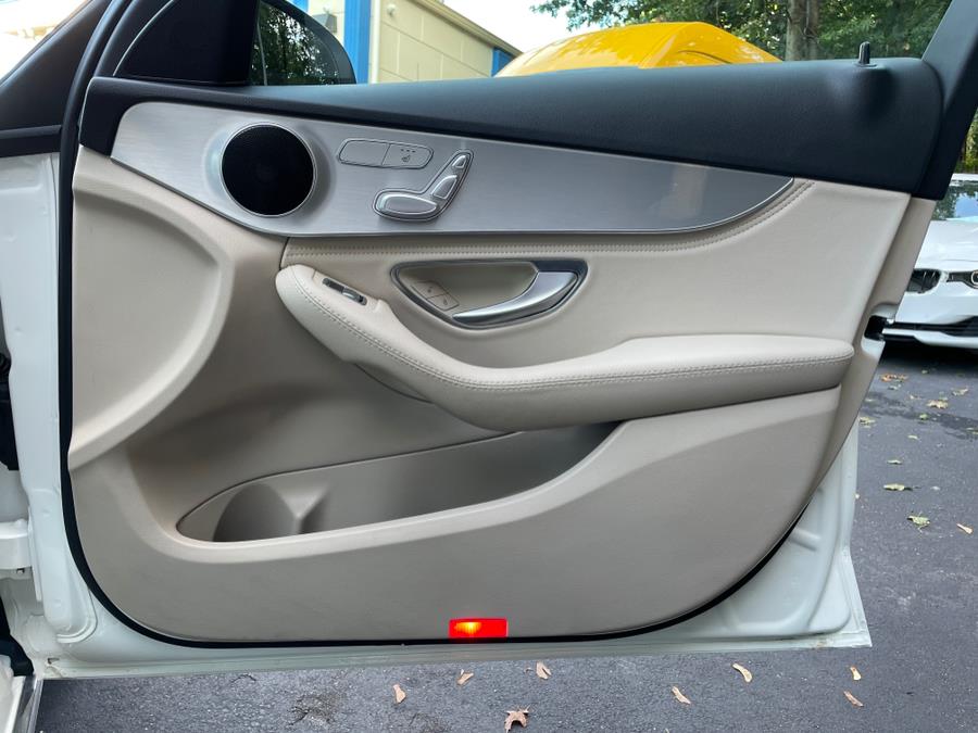 2015 Mercedes-Benz C-Class 4dr Sdn C300 4MATIC, available for sale in Rosedale, New York | Sunrise Auto Sales. Rosedale, New York 2015 Mercedes-Benz C-Class 4dr Sdn C300 4MATIC, available for sale in Rosedale, New York | Sunrise Auto Sales. Rosedale, New York