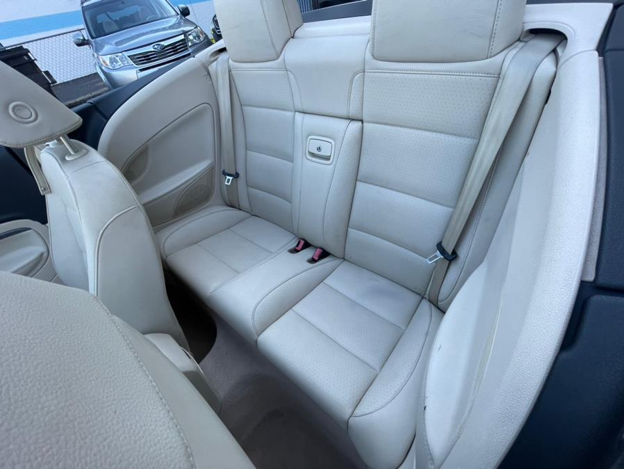 Used Volkswagen Eos 2dr Conv DSG Komfort 2010 | Auto Match LLC. Waterbury, Connecticut Used Volkswagen Eos 2dr Conv DSG Komfort 2010 | Auto Match LLC. Waterbury, Connecticut