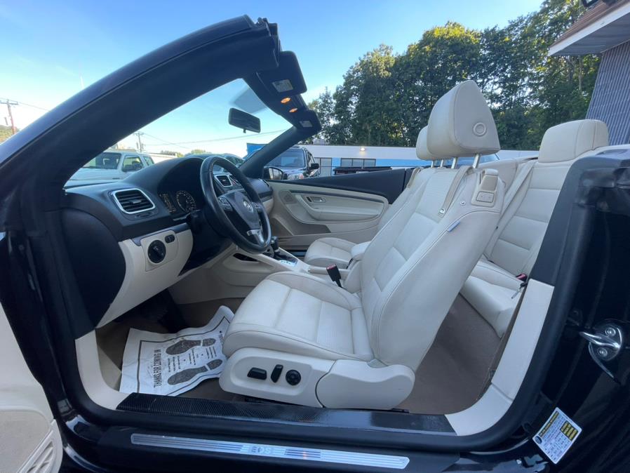 Used Volkswagen Eos 2dr Conv DSG Komfort 2010 | Auto Match LLC. Waterbury, Connecticut Used Volkswagen Eos 2dr Conv DSG Komfort 2010 | Auto Match LLC. Waterbury, Connecticut
