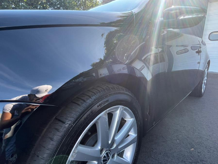 Used Volkswagen Eos 2dr Conv DSG Komfort 2010 | Auto Match LLC. Waterbury, Connecticut Used Volkswagen Eos 2dr Conv DSG Komfort 2010 | Auto Match LLC. Waterbury, Connecticut
