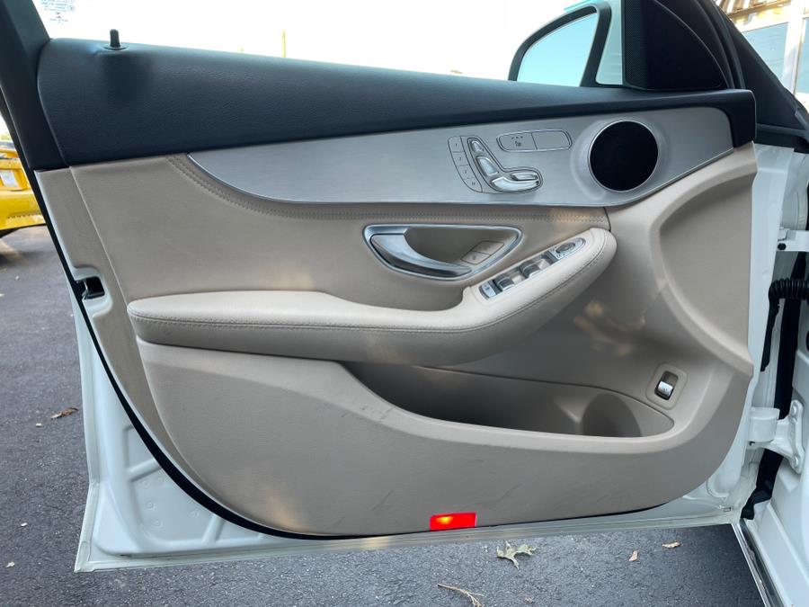 2015 Mercedes-Benz C-Class 4dr Sdn C300 4MATIC, available for sale in Elmont, New York | Sunrise of Elmont. Elmont, New York 2015 Mercedes-Benz C-Class 4dr Sdn C300 4MATIC, available for sale in Elmont, New York | Sunrise of Elmont. Elmont, New York