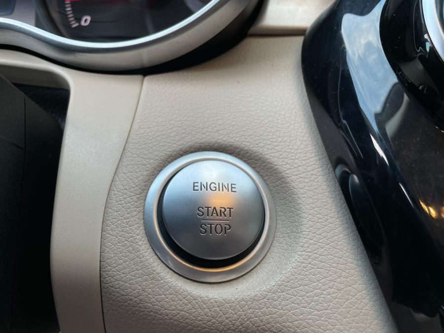 2015 Mercedes-Benz C-Class 4dr Sdn C300 4MATIC, available for sale in Elmont, New York | Sunrise of Elmont. Elmont, New York 2015 Mercedes-Benz C-Class 4dr Sdn C300 4MATIC, available for sale in Elmont, New York | Sunrise of Elmont. Elmont, New York