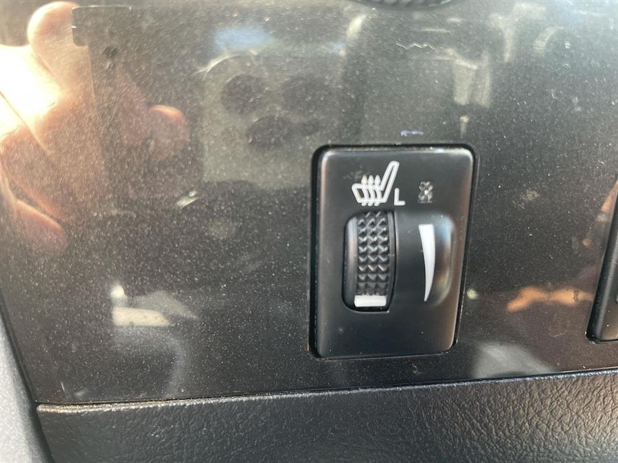 2011 Toyota Tundra 4WD Truck CrewMax 5.7L FFV V8 6-Spd AT LTD (Natl), available for sale in Stratford, Connecticut | Wiz Leasing Inc. Stratford, Connecticut 2011 Toyota Tundra 4WD Truck CrewMax 5.7L FFV V8 6-Spd AT LTD (Natl), available for sale in Stratford, Connecticut | Wiz Leasing Inc. Stratford, Connecticut