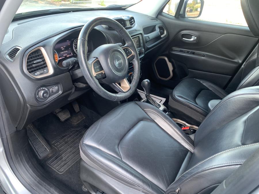 Used Jeep Renegade FWD 4dr Limited 2016 | Dealertown Auto Wholesalers. Milford, Connecticut Used Jeep Renegade FWD 4dr Limited 2016 | Dealertown Auto Wholesalers. Milford, Connecticut