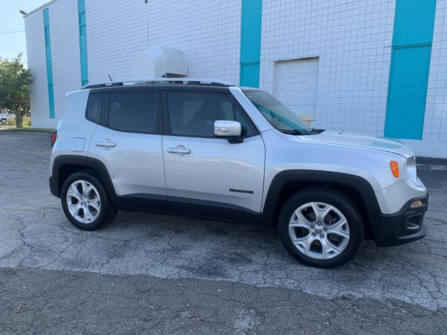 Used Jeep Renegade FWD 4dr Limited 2016 | Dealertown Auto Wholesalers. Milford, Connecticut Used Jeep Renegade FWD 4dr Limited 2016 | Dealertown Auto Wholesalers. Milford, Connecticut