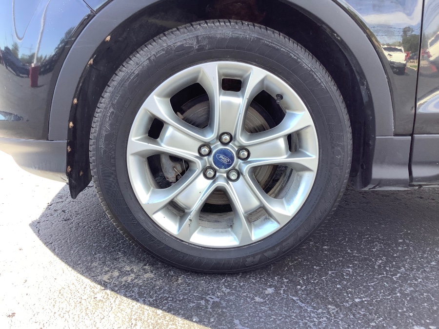 Used Ford Escape FWD 4dr SEL 2013 | Marsh Auto Sales LLC. Ortonville, Michigan Used Ford Escape FWD 4dr SEL 2013 | Marsh Auto Sales LLC. Ortonville, Michigan