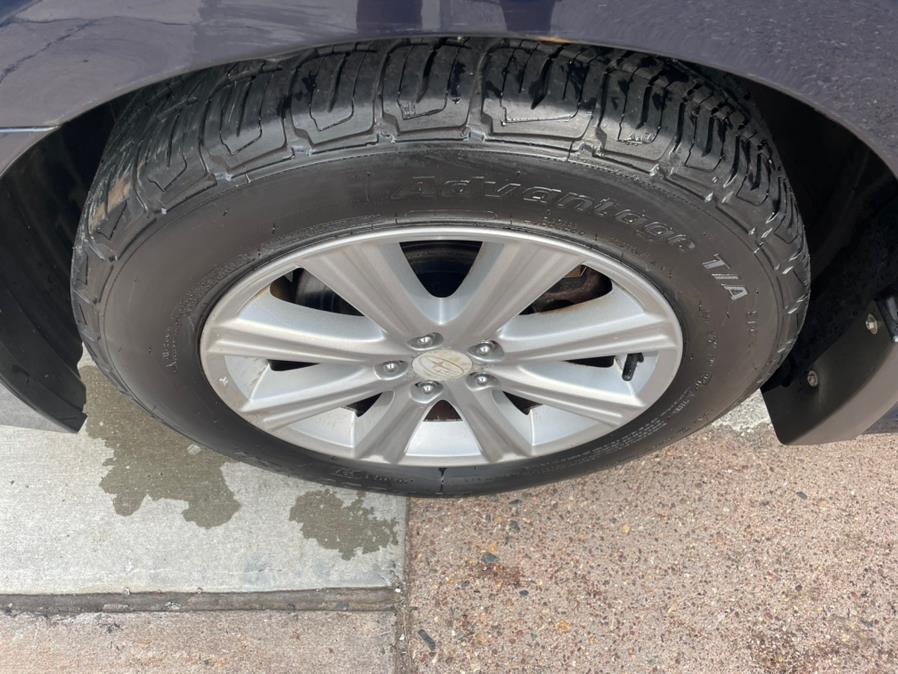 Used Subaru Legacy 4dr Sdn H4 Auto 2.5i Premium 2012 | Carsonmain LLC. Manchester, Connecticut Used Subaru Legacy 4dr Sdn H4 Auto 2.5i Premium 2012 | Carsonmain LLC. Manchester, Connecticut