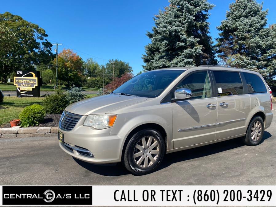 2012 Chrysler Town & Country 4dr Wgn Touring-L, available for sale in East Windsor, Connecticut | Central A/S LLC. East Windsor, Connecticut 2012 Chrysler Town & Country 4dr Wgn Touring-L, available for sale in East Windsor, Connecticut | Central A/S LLC. East Windsor, Connecticut
