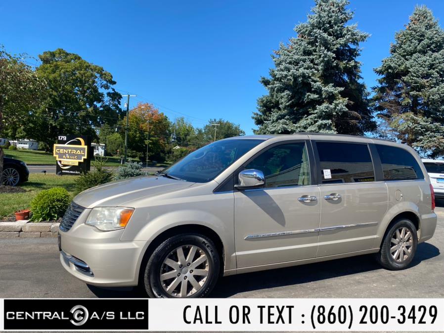 2012 Chrysler Town & Country 4dr Wgn Touring-L, available for sale in East Windsor, Connecticut | Central A/S LLC. East Windsor, Connecticut 2012 Chrysler Town & Country 4dr Wgn Touring-L, available for sale in East Windsor, Connecticut | Central A/S LLC. East Windsor, Connecticut