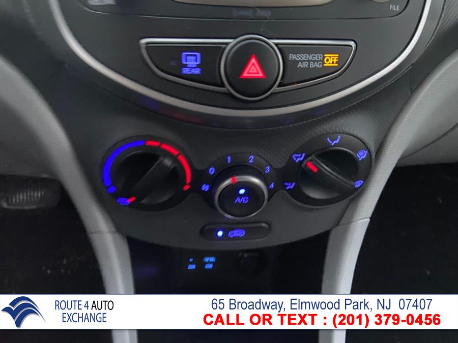 Used Hyundai Accent SE Sedan Auto 2017 | Route 4 Auto Exchange. Elmwood Park, New Jersey Used Hyundai Accent SE Sedan Auto 2017 | Route 4 Auto Exchange. Elmwood Park, New Jersey