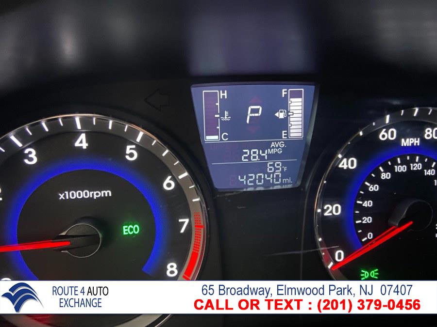 Used Hyundai Accent SE Sedan Auto 2017 | Route 4 Auto Exchange. Elmwood Park, New Jersey Used Hyundai Accent SE Sedan Auto 2017 | Route 4 Auto Exchange. Elmwood Park, New Jersey