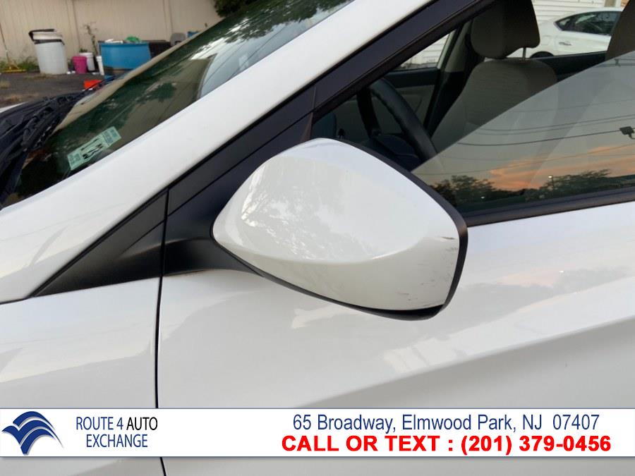 Used Hyundai Accent SE Sedan Auto 2017 | Route 4 Auto Exchange. Elmwood Park, New Jersey Used Hyundai Accent SE Sedan Auto 2017 | Route 4 Auto Exchange. Elmwood Park, New Jersey