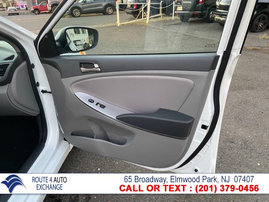 Used Hyundai Accent SE Sedan Auto 2017 | Route 4 Auto Exchange. Elmwood Park, New Jersey Used Hyundai Accent SE Sedan Auto 2017 | Route 4 Auto Exchange. Elmwood Park, New Jersey