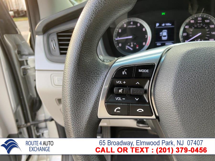 Used Hyundai Sonata SE 2.4L 2018 | Route 4 Auto Exchange. Elmwood Park, New Jersey Used Hyundai Sonata SE 2.4L 2018 | Route 4 Auto Exchange. Elmwood Park, New Jersey