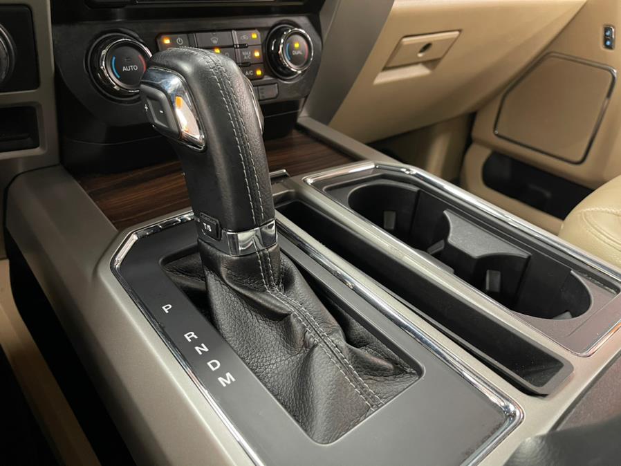 Used Ford F-150 Lariat 4WD SuperCrew 5.5'' Box 2017 | 5 Towns Drive. Inwood, New York Used Ford F-150 Lariat 4WD SuperCrew 5.5'' Box 2017 | 5 Towns Drive. Inwood, New York