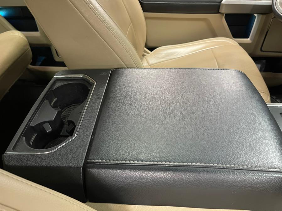 Used Ford F-150 Lariat 4WD SuperCrew 5.5'' Box 2017 | 5 Towns Drive. Inwood, New York Used Ford F-150 Lariat 4WD SuperCrew 5.5'' Box 2017 | 5 Towns Drive. Inwood, New York