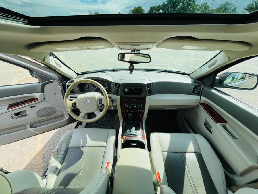 2005 Jeep Grand Cherokee 4dr Limited 4WD, available for sale in New Britain, Connecticut | Supreme Automotive. New Britain, Connecticut 2005 Jeep Grand Cherokee 4dr Limited 4WD, available for sale in New Britain, Connecticut | Supreme Automotive. New Britain, Connecticut