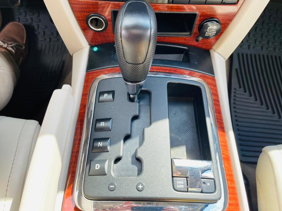 2005 Jeep Grand Cherokee 4dr Limited 4WD, available for sale in New Britain, Connecticut | Supreme Automotive. New Britain, Connecticut 2005 Jeep Grand Cherokee 4dr Limited 4WD, available for sale in New Britain, Connecticut | Supreme Automotive. New Britain, Connecticut