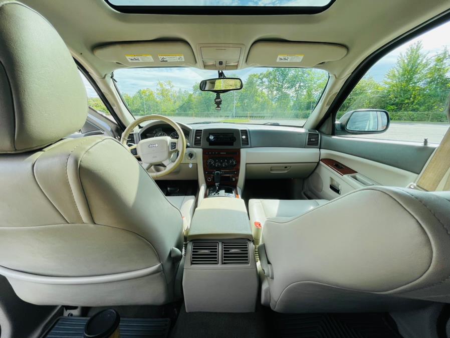 2005 Jeep Grand Cherokee 4dr Limited 4WD, available for sale in New Britain, Connecticut | Supreme Automotive. New Britain, Connecticut 2005 Jeep Grand Cherokee 4dr Limited 4WD, available for sale in New Britain, Connecticut | Supreme Automotive. New Britain, Connecticut