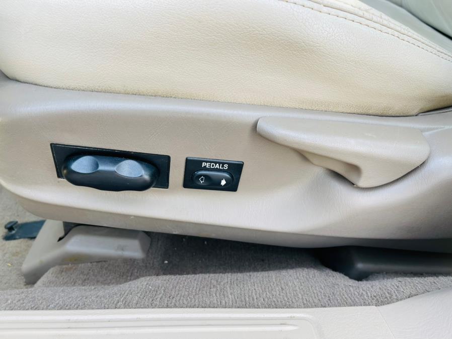 Used Mercury Sable 4dr Sdn LS Premium 2002 | Supreme Automotive. New Britain, Connecticut Used Mercury Sable 4dr Sdn LS Premium 2002 | Supreme Automotive. New Britain, Connecticut
