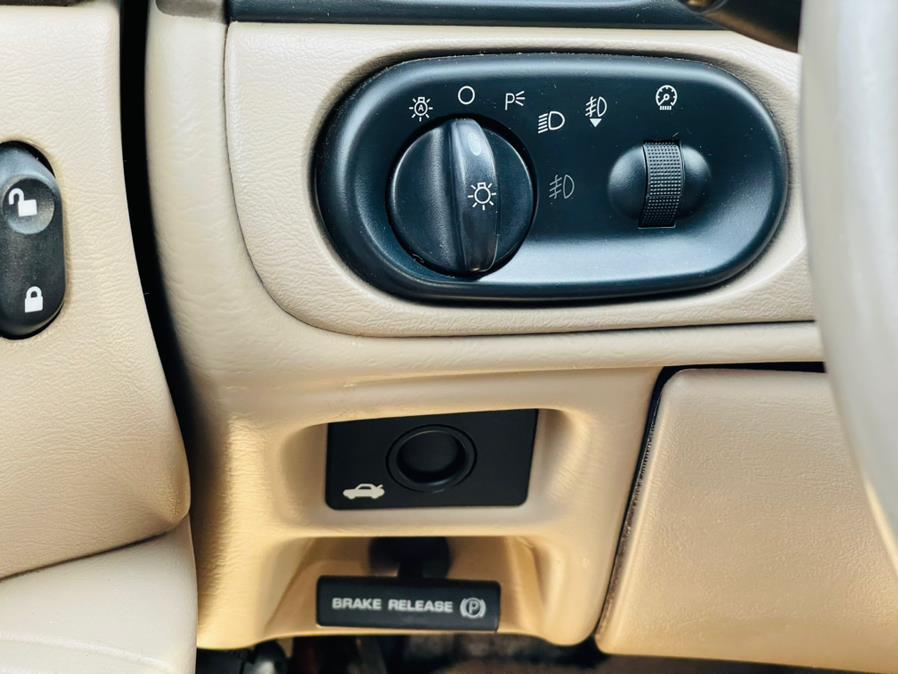 Used Mercury Sable 4dr Sdn LS Premium 2002 | Supreme Automotive. New Britain, Connecticut Used Mercury Sable 4dr Sdn LS Premium 2002 | Supreme Automotive. New Britain, Connecticut