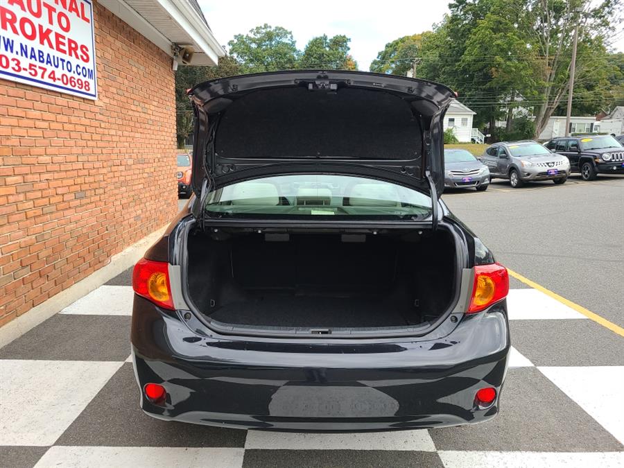 Used Toyota Corolla 4dr Sdn Auto LE 2010 | National Auto Brokers, Inc.. Waterbury, Connecticut Used Toyota Corolla 4dr Sdn Auto LE 2010 | National Auto Brokers, Inc.. Waterbury, Connecticut