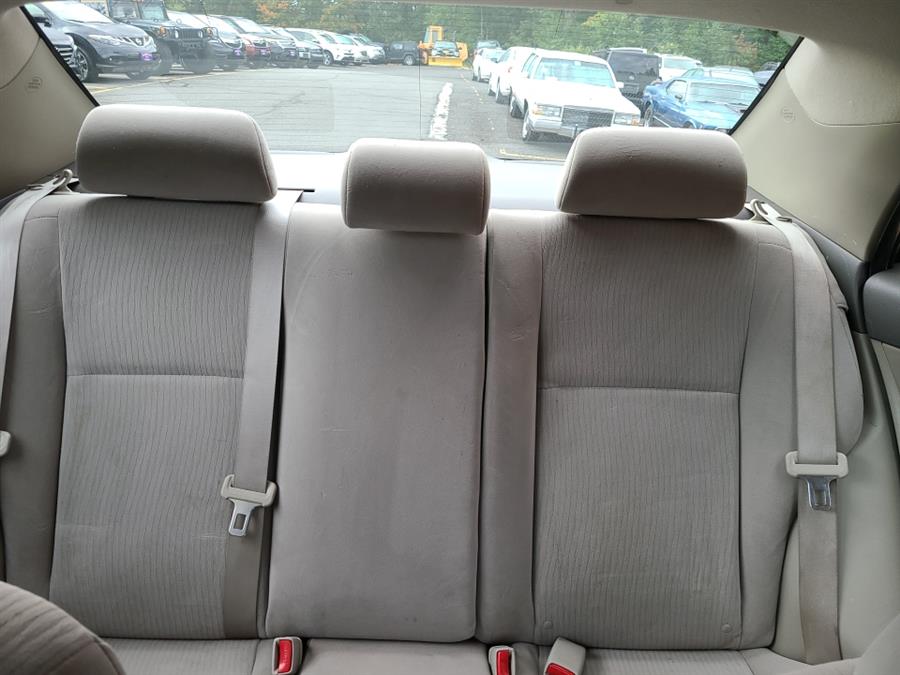Used Toyota Corolla 4dr Sdn Auto LE 2010 | National Auto Brokers, Inc.. Waterbury, Connecticut Used Toyota Corolla 4dr Sdn Auto LE 2010 | National Auto Brokers, Inc.. Waterbury, Connecticut