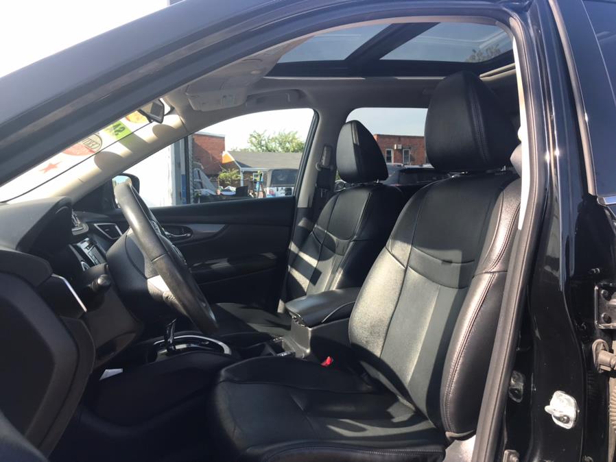 Used Nissan Rogue AWD 4dr SV 2016 | Affordable Motors Inc. Bridgeport, Connecticut Used Nissan Rogue AWD 4dr SV 2016 | Affordable Motors Inc. Bridgeport, Connecticut