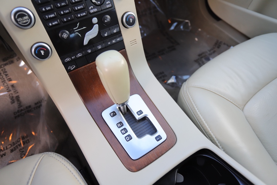 2010 Volvo XC70 Base, available for sale in North Salem, New York | Meccanic Shop North Inc. North Salem, New York 2010 Volvo XC70 Base, available for sale in North Salem, New York | Meccanic Shop North Inc. North Salem, New York