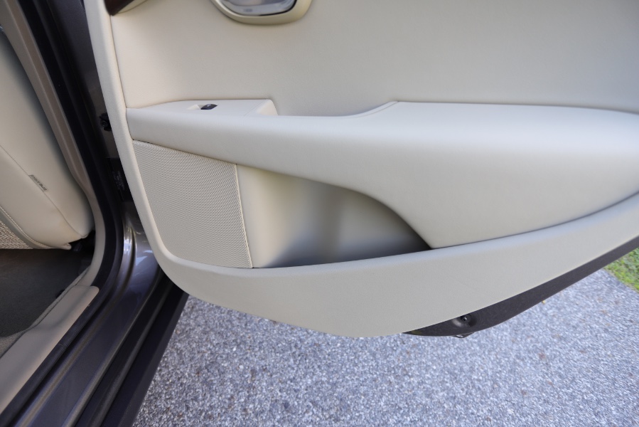 2010 Volvo XC70 Base, available for sale in North Salem, New York | Meccanic Shop North Inc. North Salem, New York 2010 Volvo XC70 Base, available for sale in North Salem, New York | Meccanic Shop North Inc. North Salem, New York