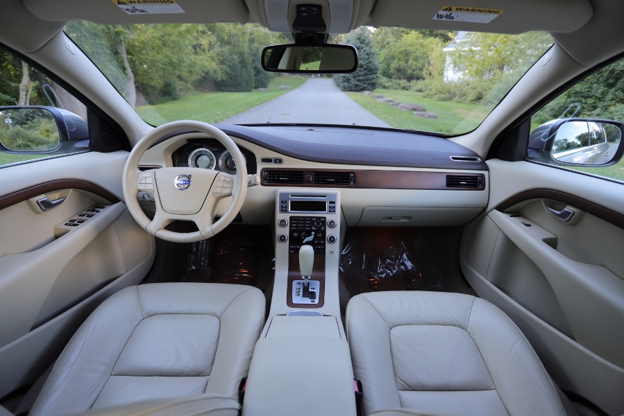 2010 Volvo XC70 Base, available for sale in North Salem, New York | Meccanic Shop North Inc. North Salem, New York 2010 Volvo XC70 Base, available for sale in North Salem, New York | Meccanic Shop North Inc. North Salem, New York