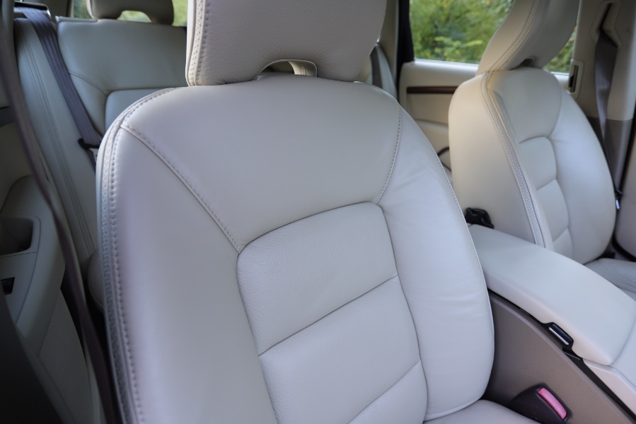 2010 Volvo XC70 Base, available for sale in North Salem, New York | Meccanic Shop North Inc. North Salem, New York 2010 Volvo XC70 Base, available for sale in North Salem, New York | Meccanic Shop North Inc. North Salem, New York