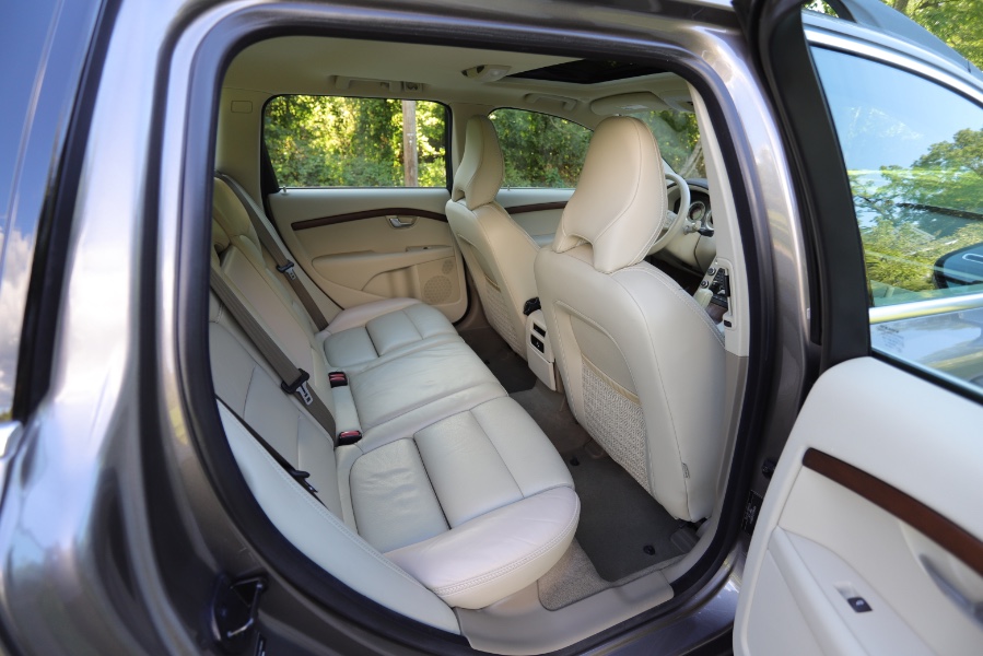 2010 Volvo XC70 Base, available for sale in North Salem, New York | Meccanic Shop North Inc. North Salem, New York 2010 Volvo XC70 Base, available for sale in North Salem, New York | Meccanic Shop North Inc. North Salem, New York