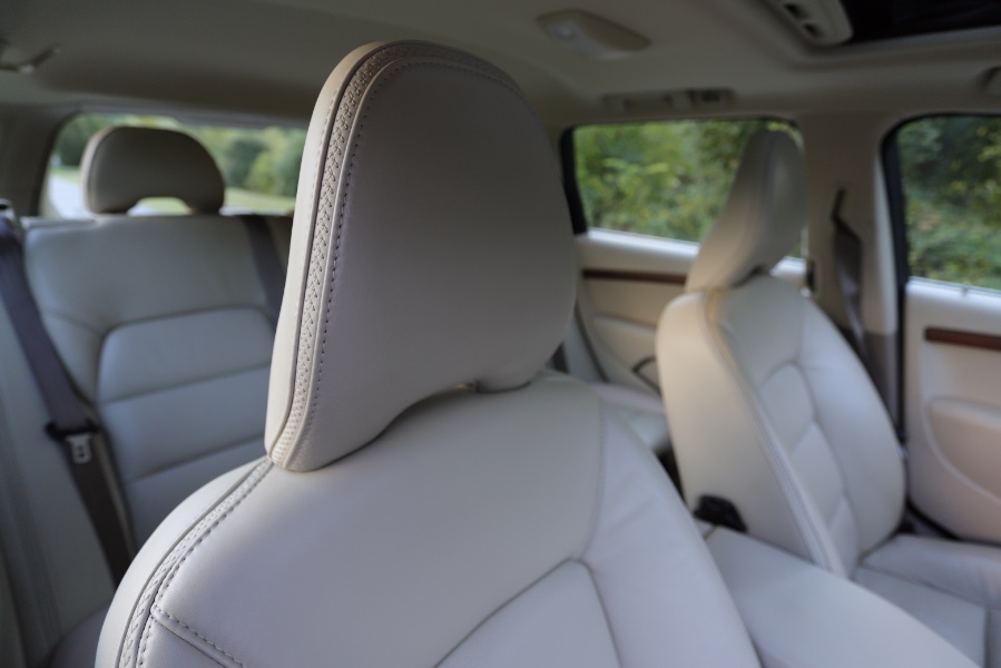 2010 Volvo XC70 Base, available for sale in North Salem, New York | Meccanic Shop North Inc. North Salem, New York 2010 Volvo XC70 Base, available for sale in North Salem, New York | Meccanic Shop North Inc. North Salem, New York