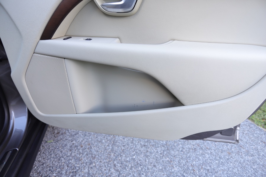 2010 Volvo XC70 Base, available for sale in North Salem, New York | Meccanic Shop North Inc. North Salem, New York 2010 Volvo XC70 Base, available for sale in North Salem, New York | Meccanic Shop North Inc. North Salem, New York