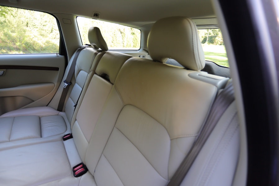 2010 Volvo XC70 Base, available for sale in North Salem, New York | Meccanic Shop North Inc. North Salem, New York 2010 Volvo XC70 Base, available for sale in North Salem, New York | Meccanic Shop North Inc. North Salem, New York