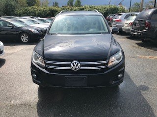 2013 Volkswagen Tiguan 4WD 4dr Auto SE *Ltd Avail*, available for sale in Raynham, Massachusetts | J & A Auto Center. Raynham, Massachusetts