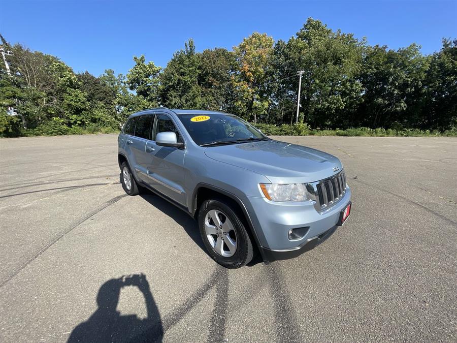 2012 Jeep Grand Cherokee 4WD 4dr Laredo, available for sale in Stratford, Connecticut | Wiz Leasing Inc. Stratford, Connecticut