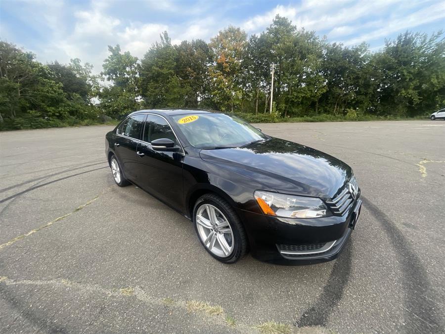2015 Volkswagen Passat 4dr Sdn 2.0L TDI DSG SE w/Sunroof, available for sale in Stratford, Connecticut | Wiz Leasing Inc. Stratford, Connecticut