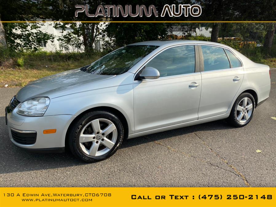 2009 Volkswagen Jetta Sedan 4dr Auto SE, available for sale in Waterbury, Connecticut | Platinum Auto Care. Waterbury, Connecticut 2009 Volkswagen Jetta Sedan 4dr Auto SE, available for sale in Waterbury, Connecticut | Platinum Auto Care. Waterbury, Connecticut