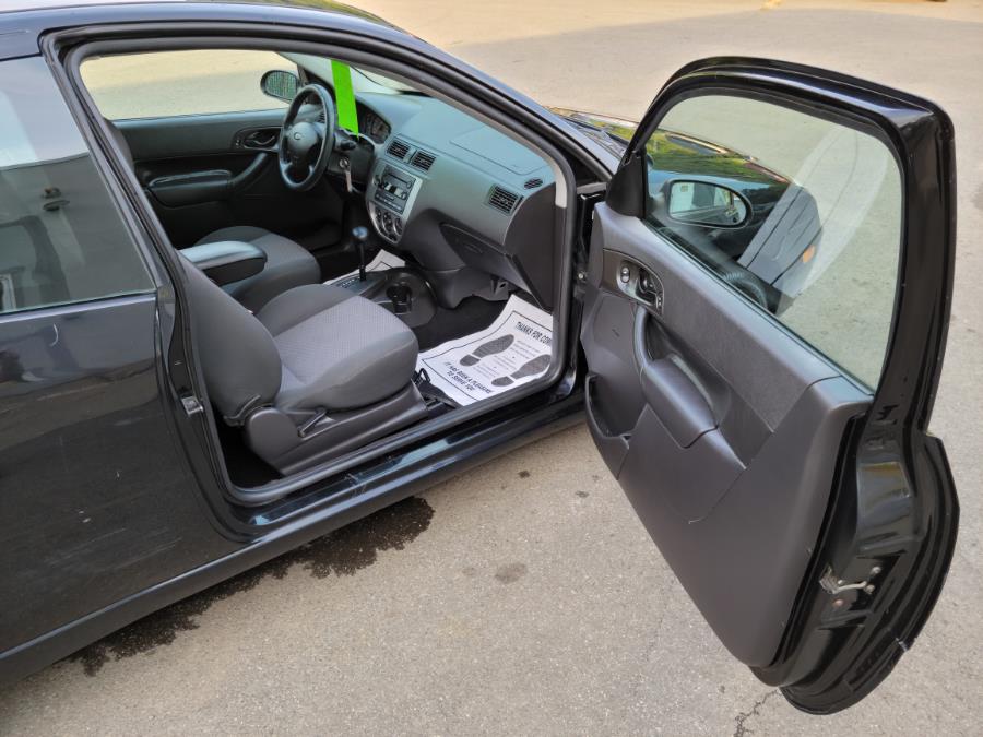 Used Ford Focus 3dr Cpe ZX3 SE 2006 | Cos Central Auto. Meriden, Connecticut Used Ford Focus 3dr Cpe ZX3 SE 2006 | Cos Central Auto. Meriden, Connecticut