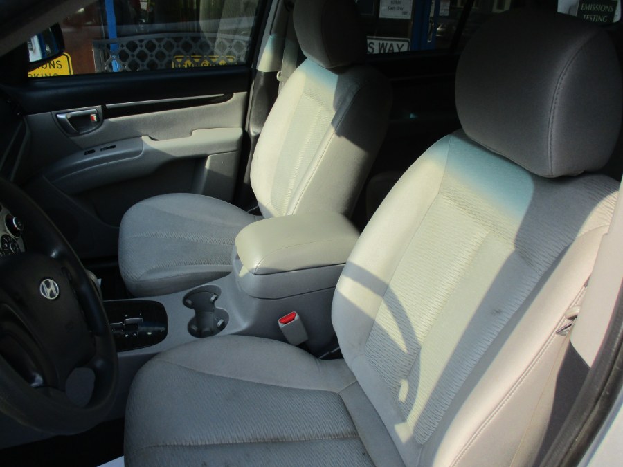 2009 Hyundai Santa Fe Santa Fe, available for sale in Meriden, Connecticut | Cos Central Auto. Meriden, Connecticut 2009 Hyundai Santa Fe Santa Fe, available for sale in Meriden, Connecticut | Cos Central Auto. Meriden, Connecticut