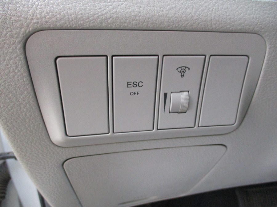 2009 Hyundai Santa Fe Santa Fe, available for sale in Meriden, Connecticut | Cos Central Auto. Meriden, Connecticut 2009 Hyundai Santa Fe Santa Fe, available for sale in Meriden, Connecticut | Cos Central Auto. Meriden, Connecticut